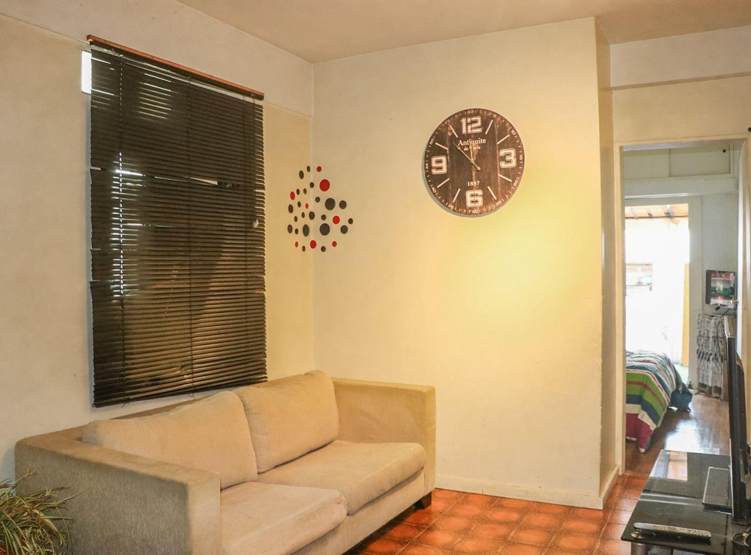 Foto de VENTA 3 AMB CON PATIO PARRILLA VICENTE LOPEZ, imagen 3