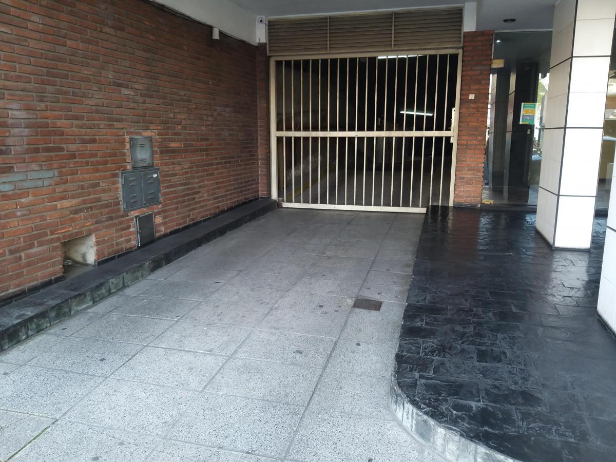 Venta - Cocheras - Ideal Inversión - Muy Buena Ubicación 1