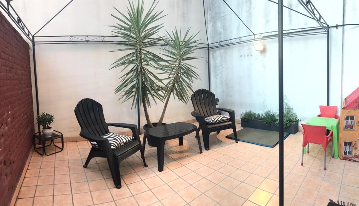 Venta - Duplex - Semi Piso - Escritorio - Patio - Subte "A" y "E" 2