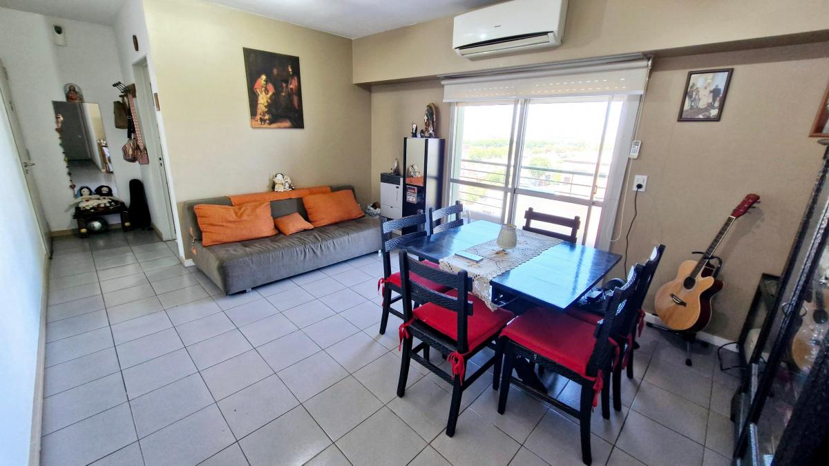 Venta - Dpto 3 Ambientes - Balcon Aterrazado - Cochera - Excelente Estado 1
