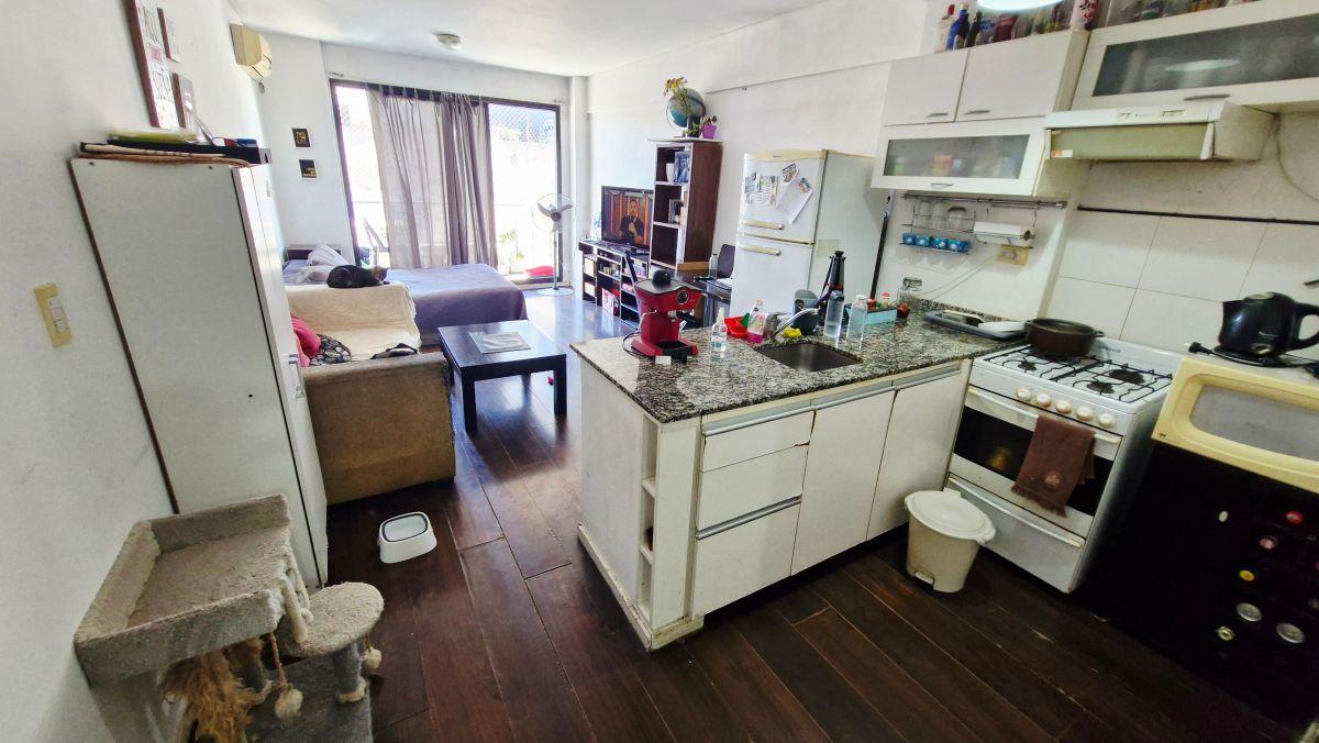 VENTA - DEPARTAMENTO 1 AMBIENTE - BALCON - PILETA - SUM