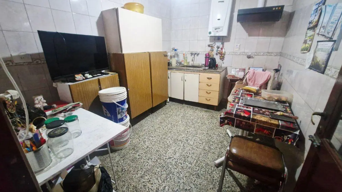 VENTA - PH 3 AMBIENTES A REFACCIONAR - CON LOCAL O POSIBLE GARAGE 8