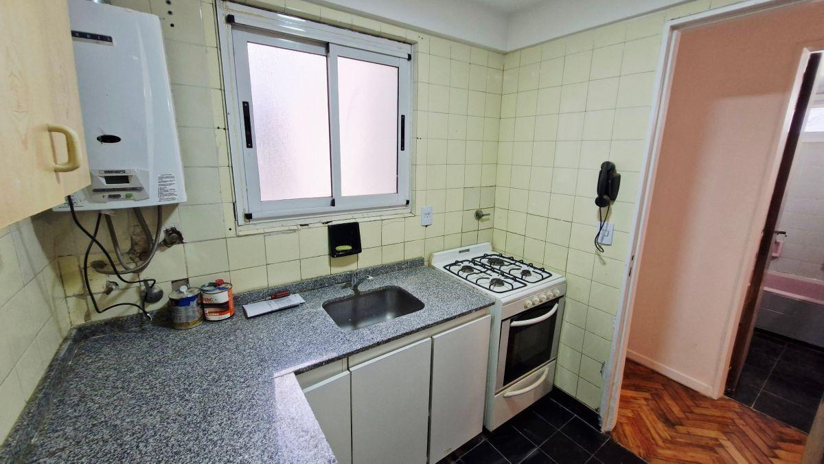 Foto de ALQUILER - DPTO 2 AMBIENTES - BALCON - EXCELENTE UBICACION - SUBTE "D", imagen 1