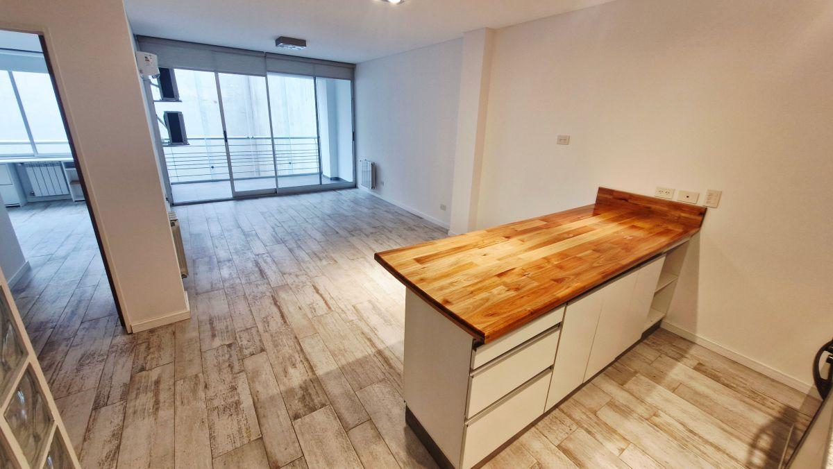 Foto de ALQUILER - DEPARTAMENTO 2 AMBIENTES - BALCON ATERRAZADO - FULL, imagen 1