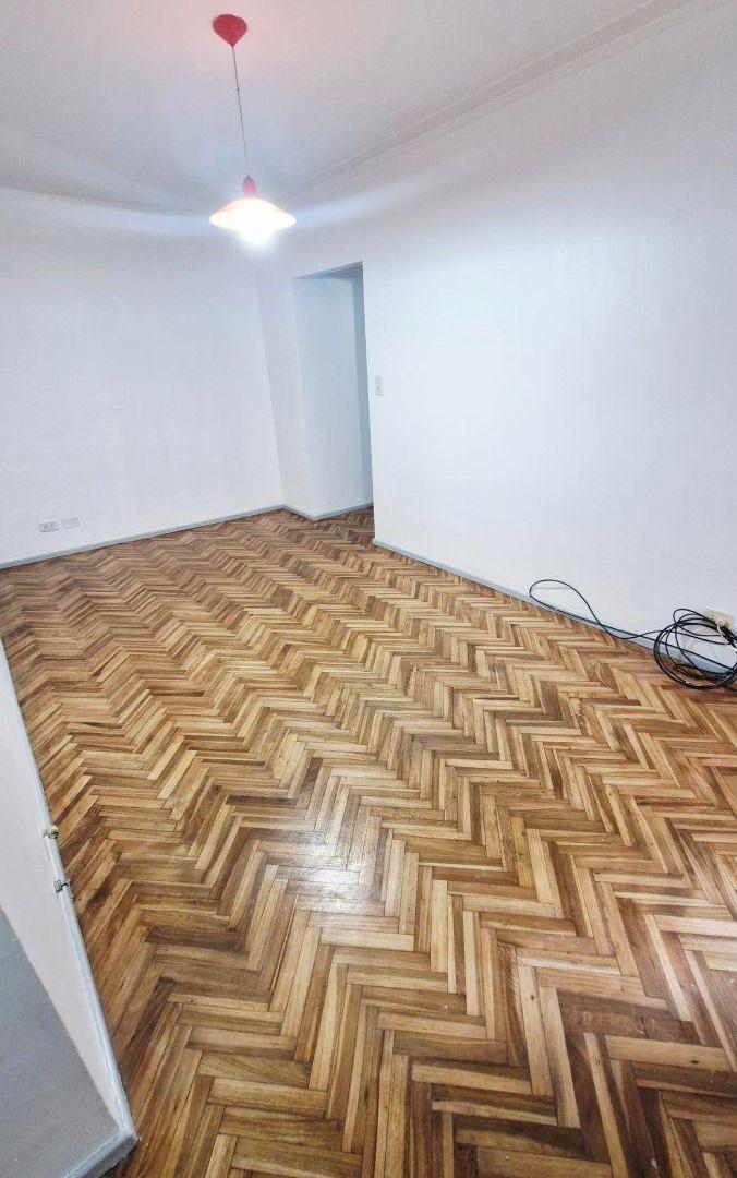 Foto de ALQUILER - DEPARTAMENTO 2 AMBIENTES - BAJAS EXPENSAS - SUBTE "E", imagen 3