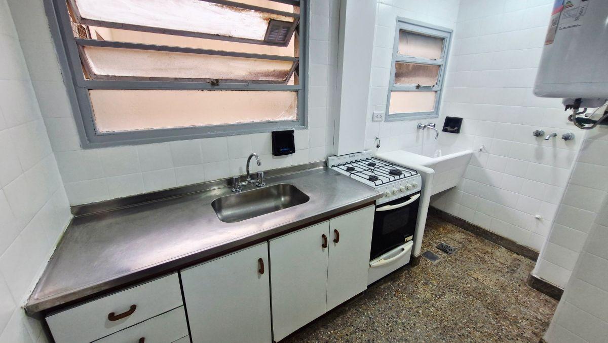 Foto de ALQUILER - DEPARTAMENTO 2 AMBIENTES - BAJAS EXPENSAS - SUBTE "E", imagen 2