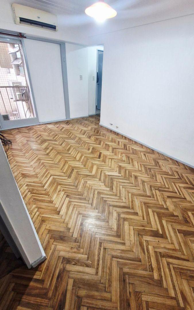 Foto de ALQUILER - DEPARTAMENTO 2 AMBIENTES - BAJAS EXPENSAS - SUBTE "E", imagen 1