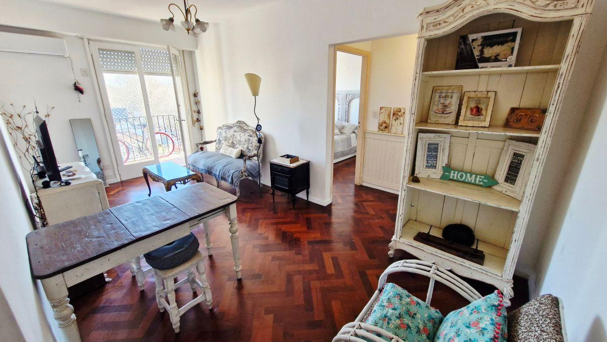 Foto de ALQUILER - DEPARTAMENTO 2 AMBIENTES - BALCON - AMOBLADO, imagen 3