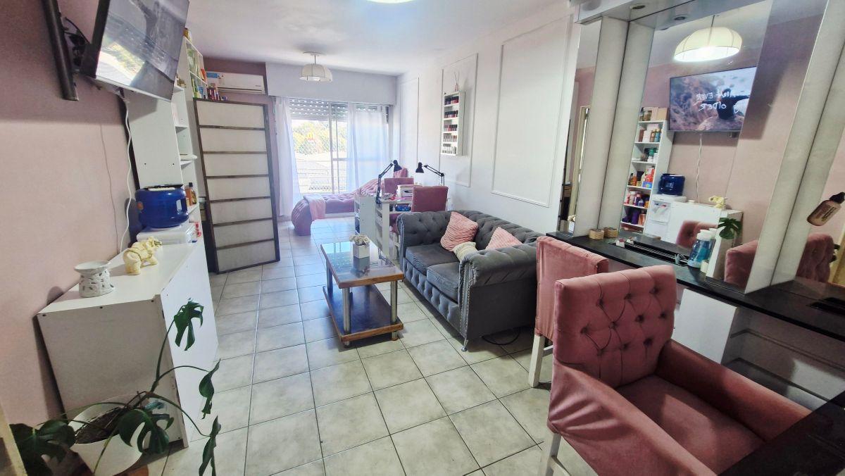 Foto de VENTA - DEPARTAMENTO 1 AMBIENTE DIVISIBLE - BALCON - APTO PROFESIONAL, imagen 1