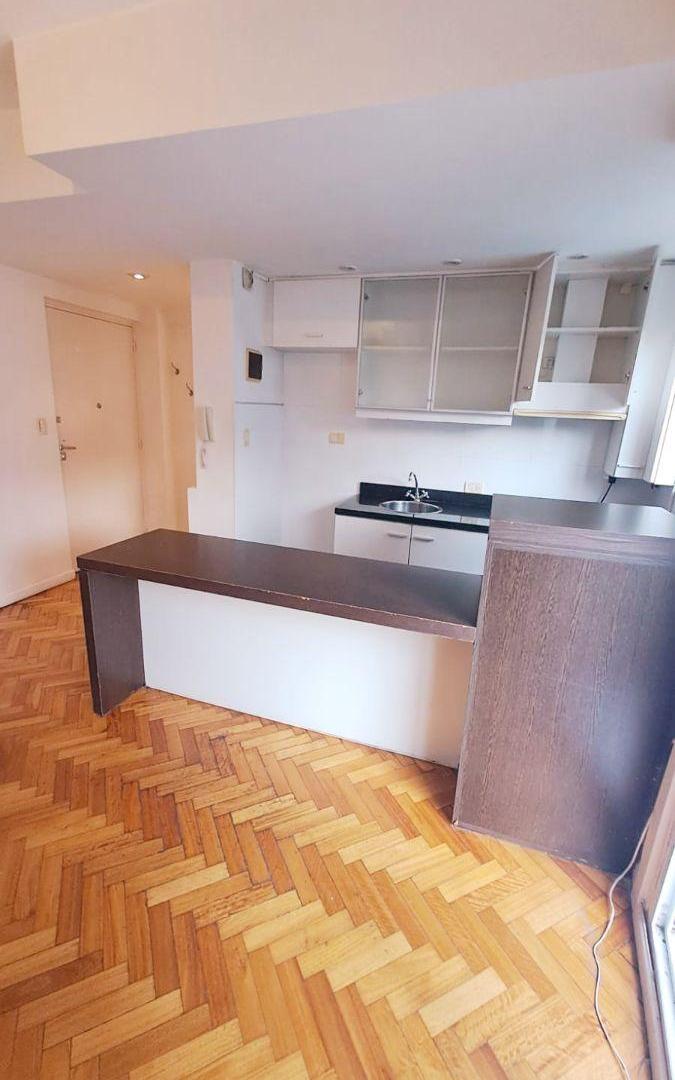Foto de VENTA - DEPARTAMENTO 2 AMBIENTES - BALCON ATERRAZADO - MUY BUEN ESTADO, imagen 3