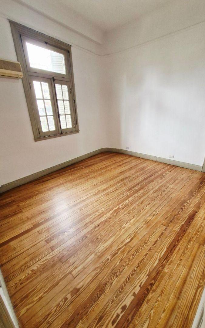 Foto de ALQUILER - DPTO 5 AMBIENTES - SEMI PISO - USO PROFESIONAL - SUBTE A, imagen 5