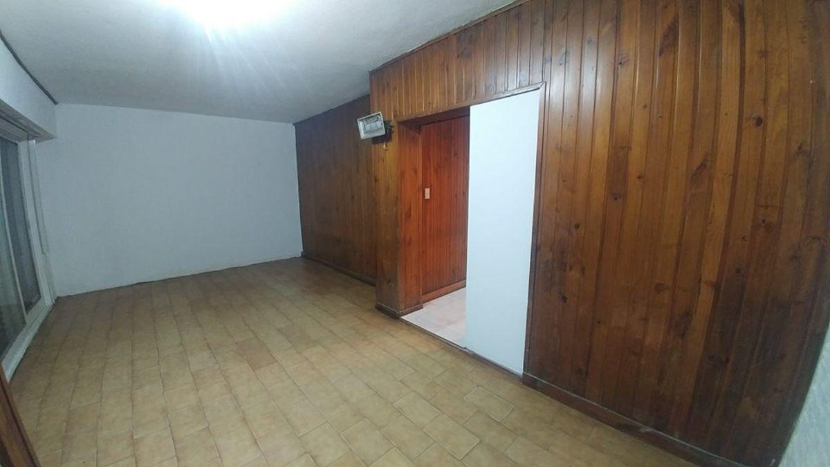 Foto de CHALET 6 AMBIENTES MERLO CENTRO mucho fondo !!!, imagen 2