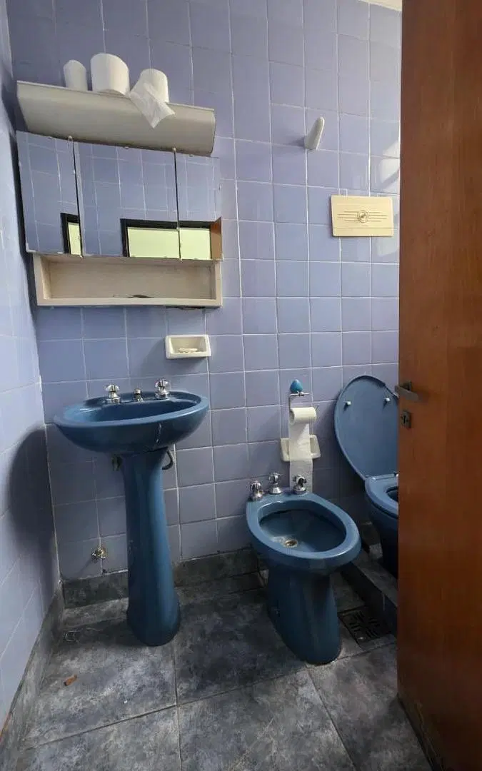 Monoambiente con baño completo y cocina separada en piso alto con hermosa vista! 2