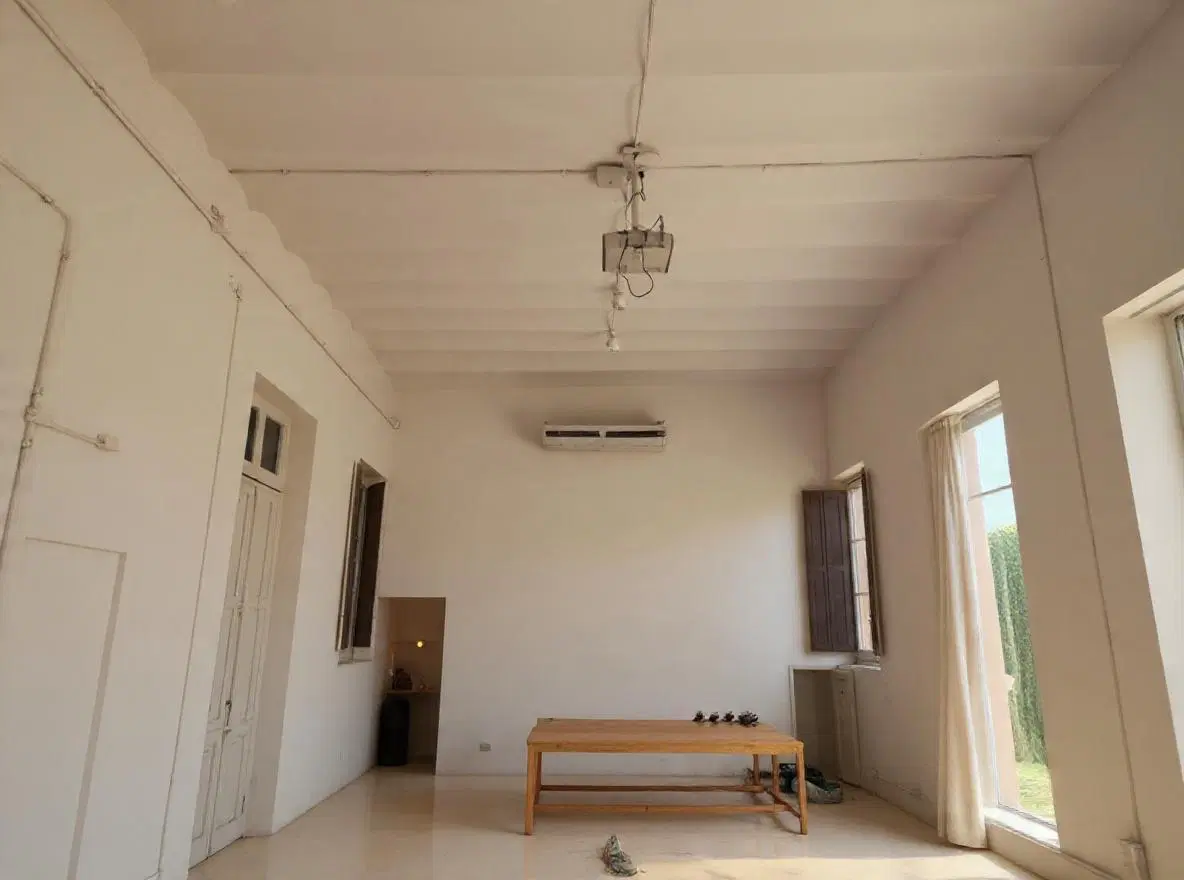 Excelente local comercial en el complejo Casa San Jose! 4