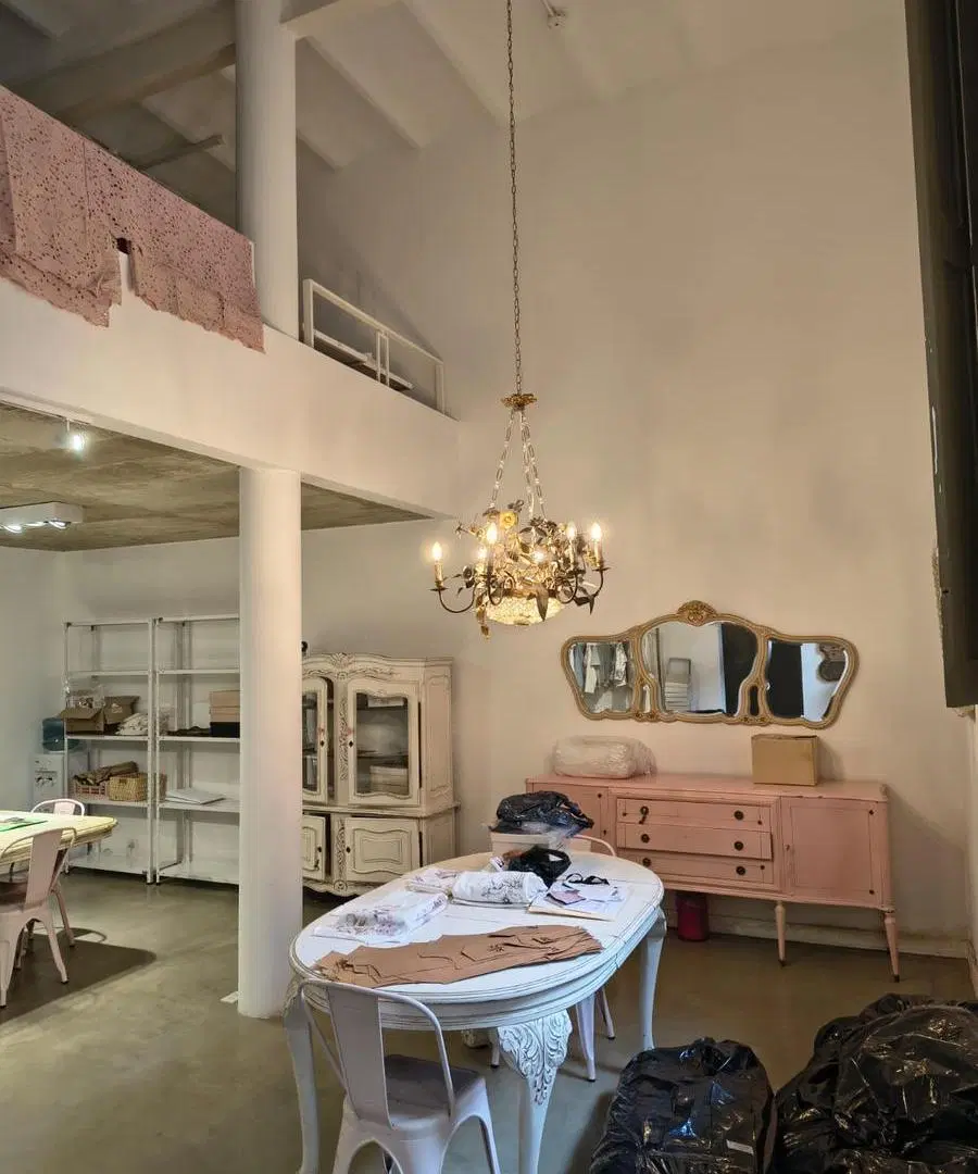 Excelente oficina tipo loft en complejo Casa San Jose! 1