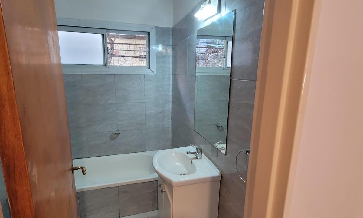 Departamento - 3 Ambientes - Miller y Av Olazabal 4