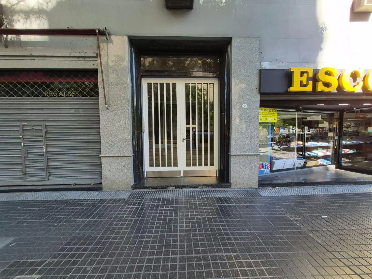 Excelente Departamento - 2 ambientes - Metros de Subte E - Apto crédito 5