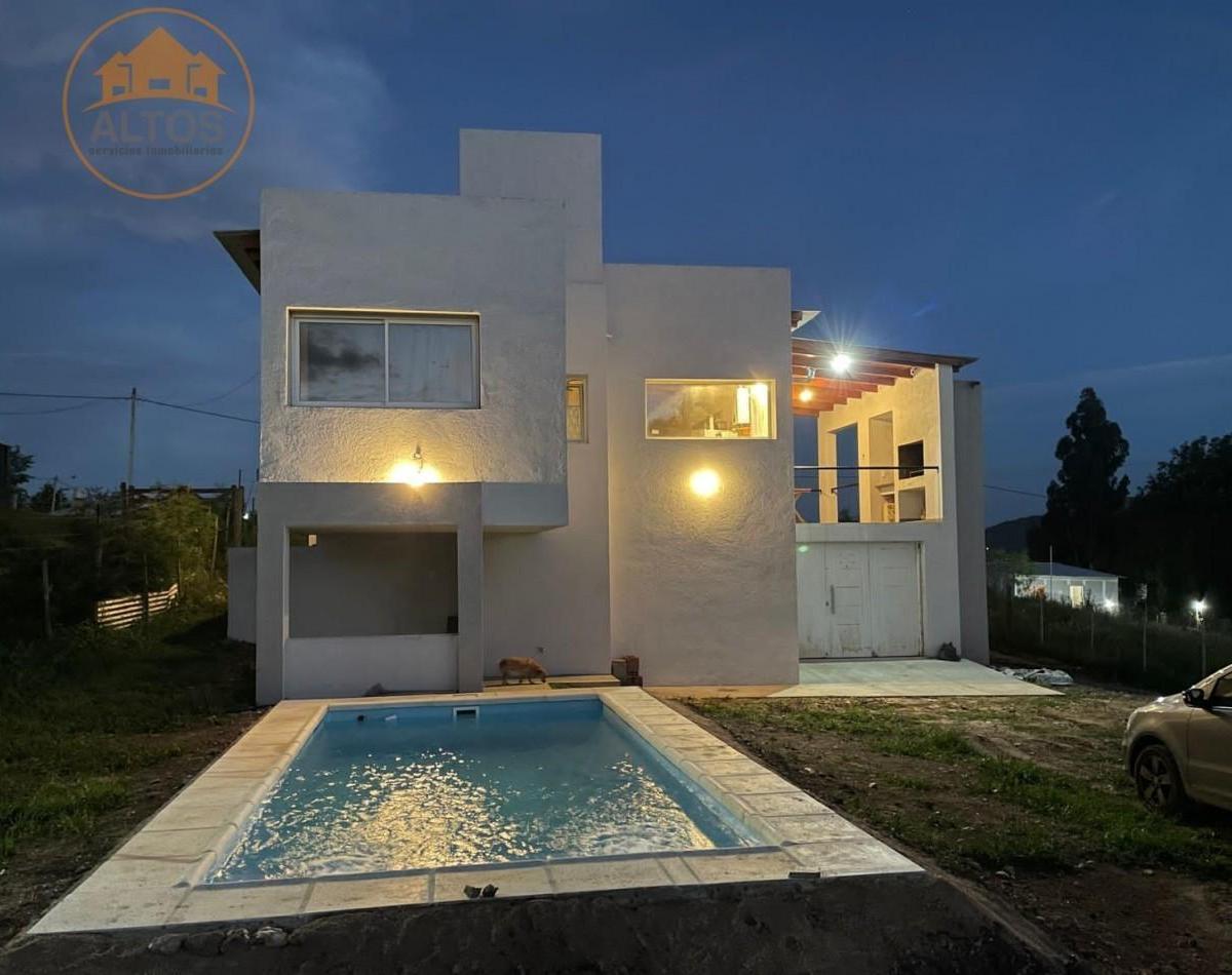 Apto Credito - Casa 2 Dorm. - Pileta - Cochera - Terreno 1.000 m² - Escritura - Potrero de Garay 5