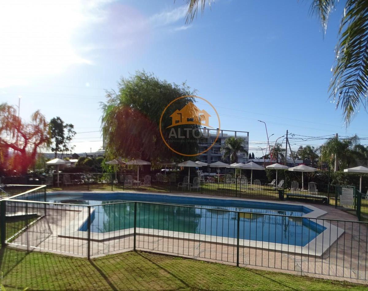 Complejo Hostal del Sol. Dpto 1 Dorm Amoblado + Cochera. Pileta. Av San Martin Al 1900, Barrio 2
