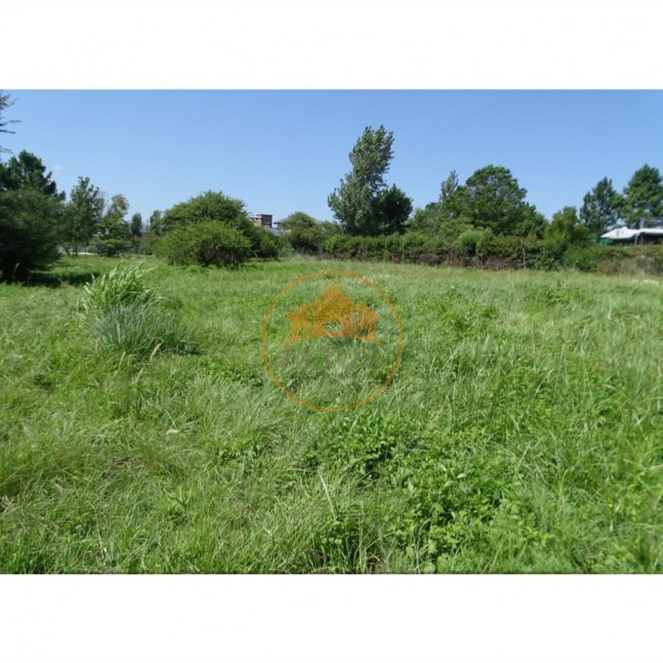 Lote 2.500 m² a 50 m Costa Lago Los Molinos. Excelente Entorno. Vistas. Potrero de Garay. Escritur 3