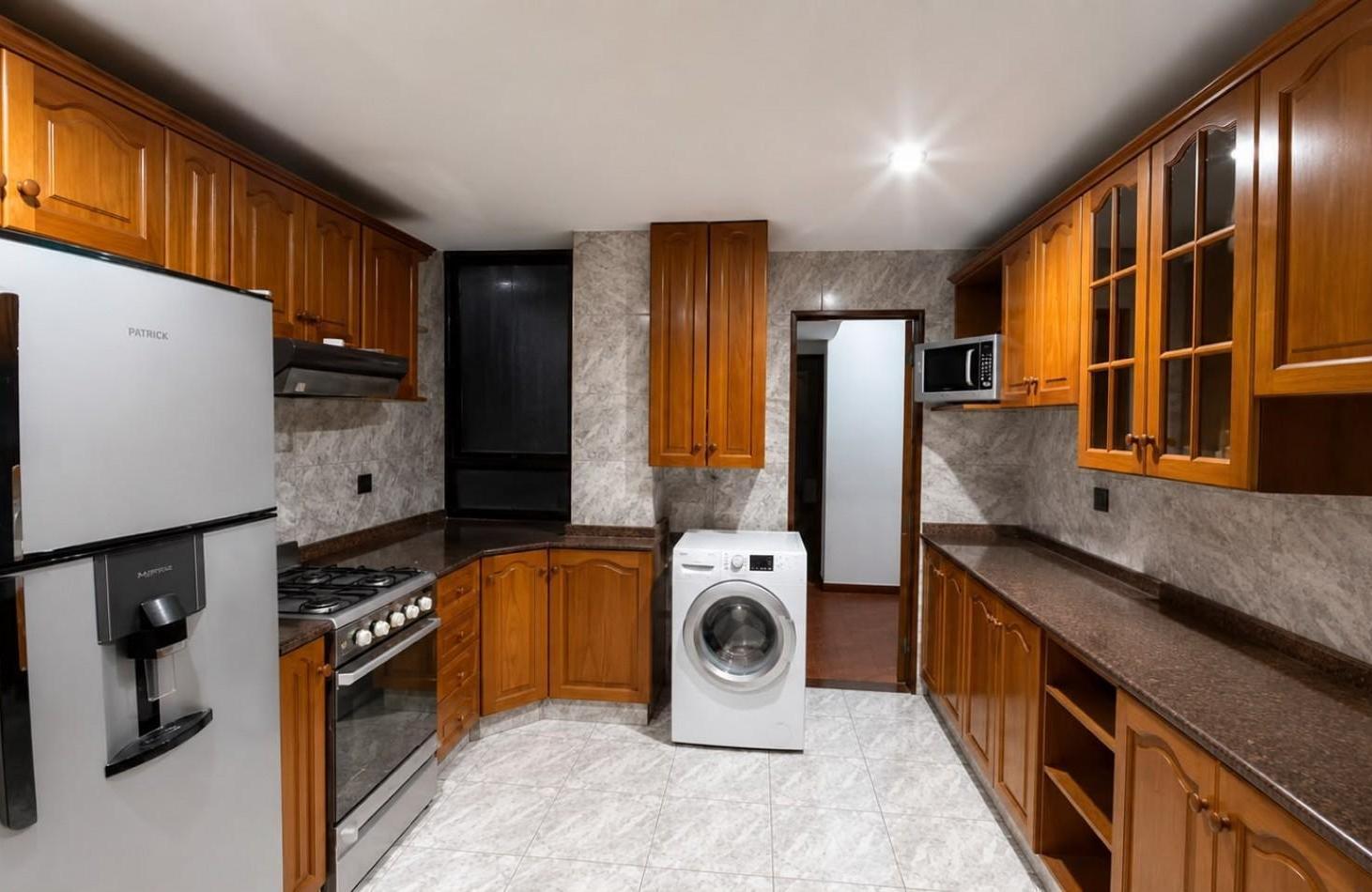 Foto de DEPARTAMENTO 3 DORM. - 3 BAÑOS - COCHERA- FRENTE- NUEVA CORDOBA., imagen 3