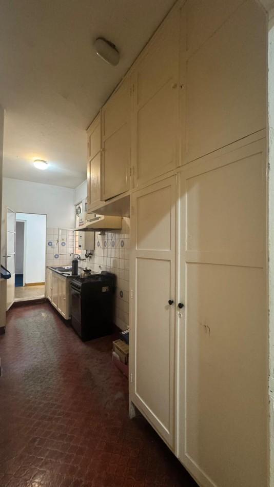 Foto de DEPARTAMENTO 2 DORM. -2 BAÑOS - BALCON- FRENTE- S/ BV. CHACABUCO 1.100, imagen 3