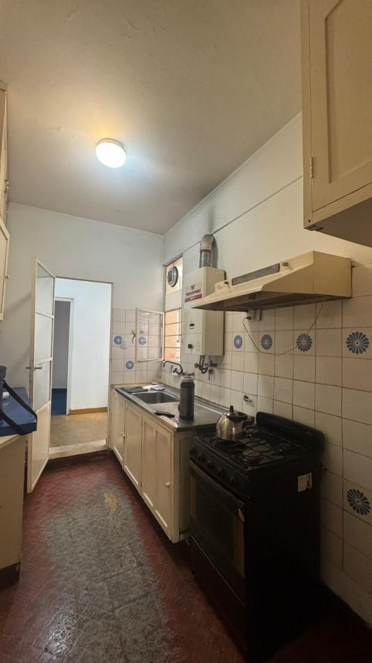 Foto de DEPARTAMENTO 2 DORM. -2 BAÑOS - BALCON- FRENTE- S/ BV. CHACABUCO 1.100, imagen 2