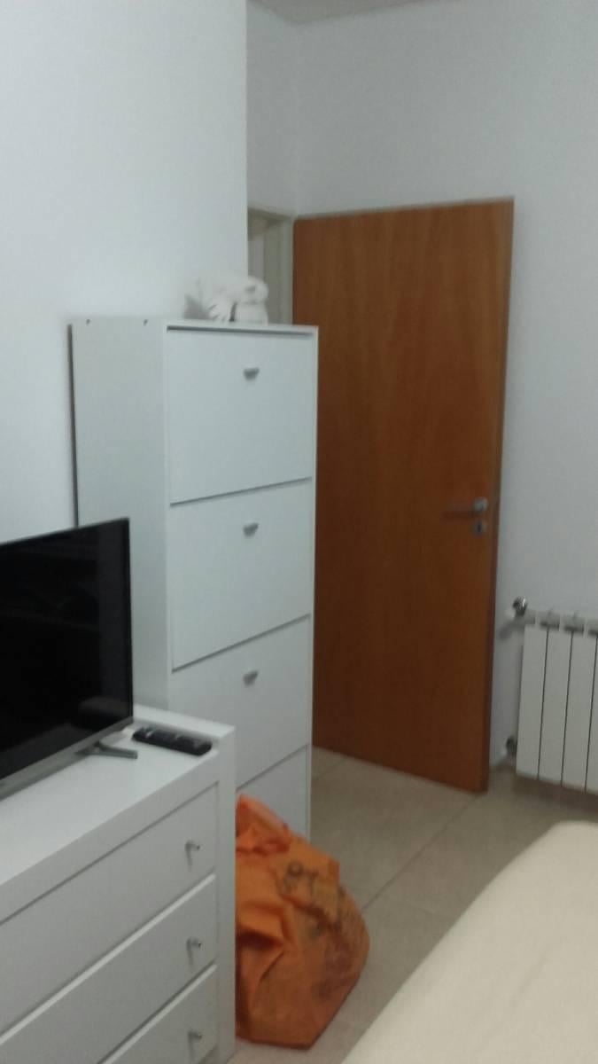 Venta de 2 ambientes c/cochera en Banfield