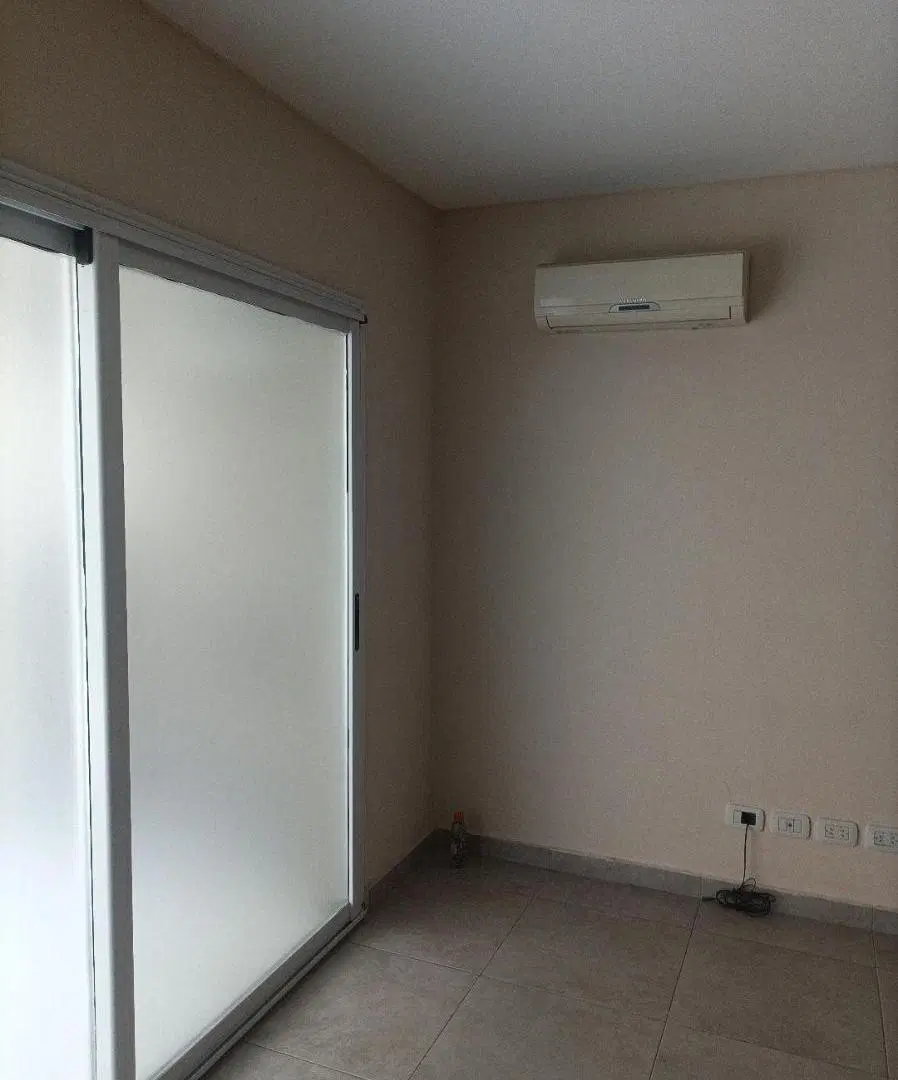 Departamento en alquiler en Lanusita 2