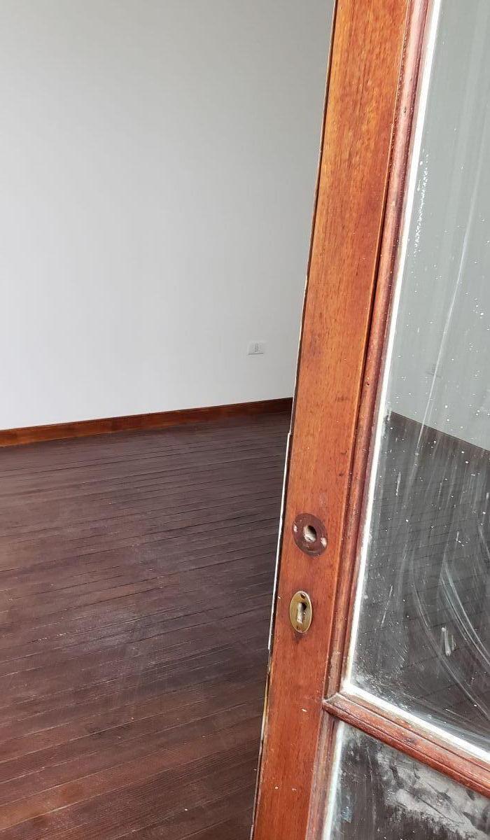 VENTA PH RECICLADO A 5 CUADRAS SUBT H Y SOBRE AVENIDA FINANC