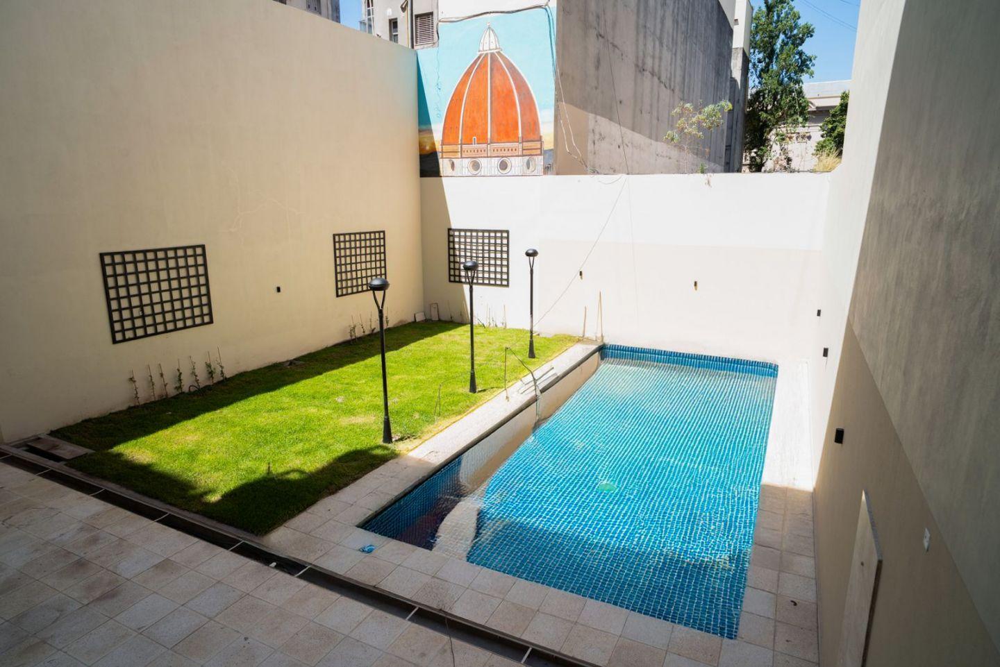 VENTA MONOAMBIENTE CASCO HISTORICO CON PILETA