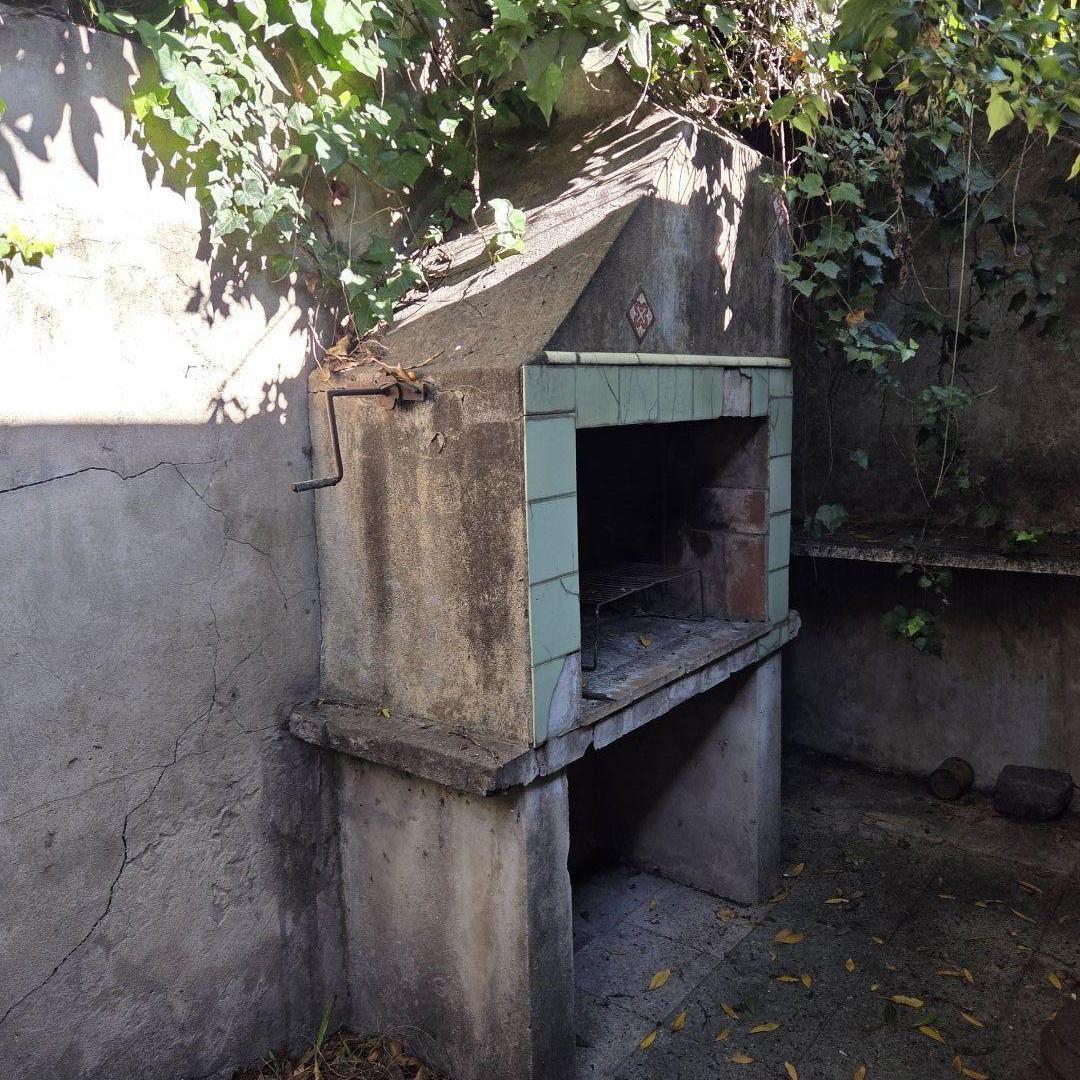 VENTA PH AL FRENTE CON TERRAZA A RECICLAR