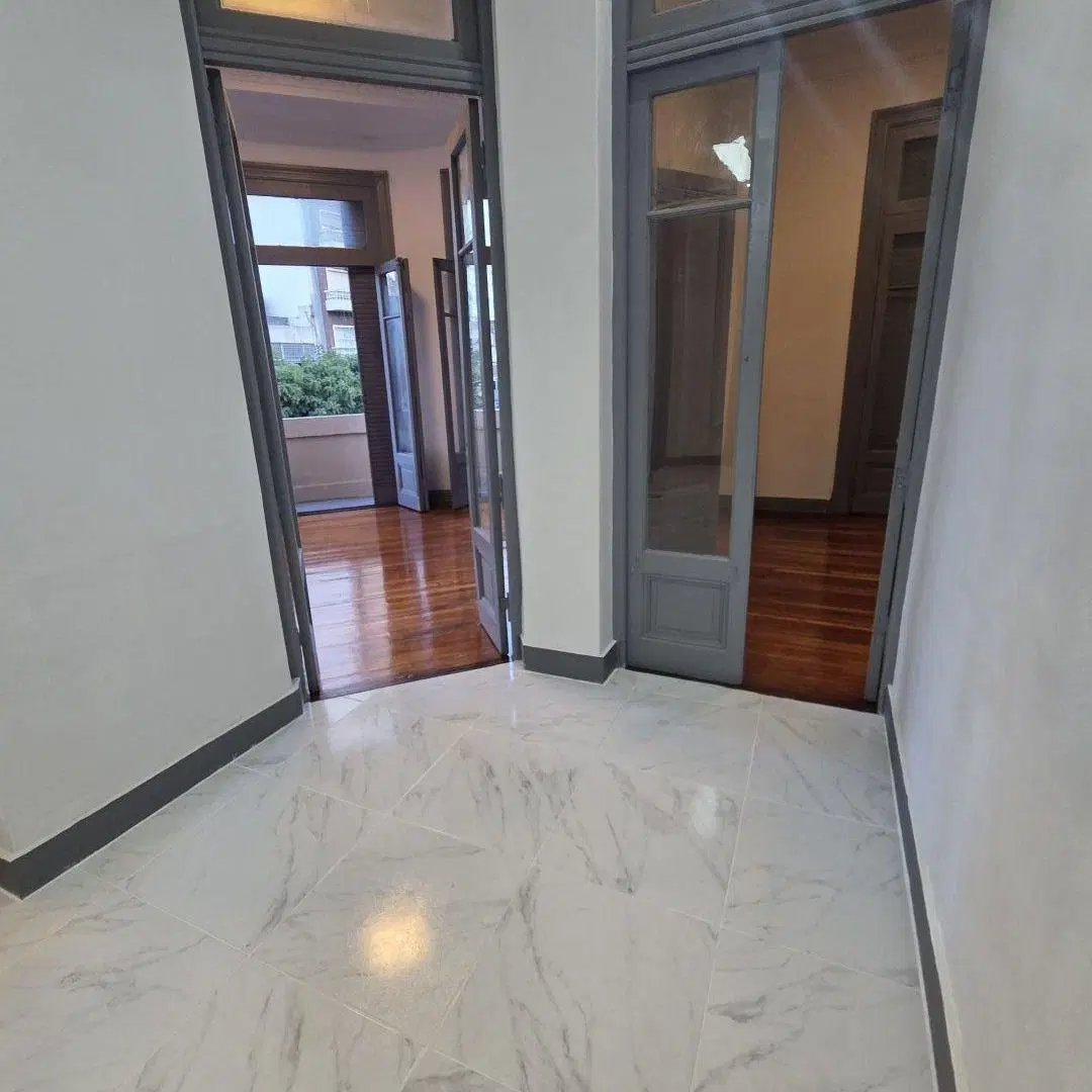 VENTA CUATRO AMBIENTES ONCE C/ BALCON RECICLADO 3
