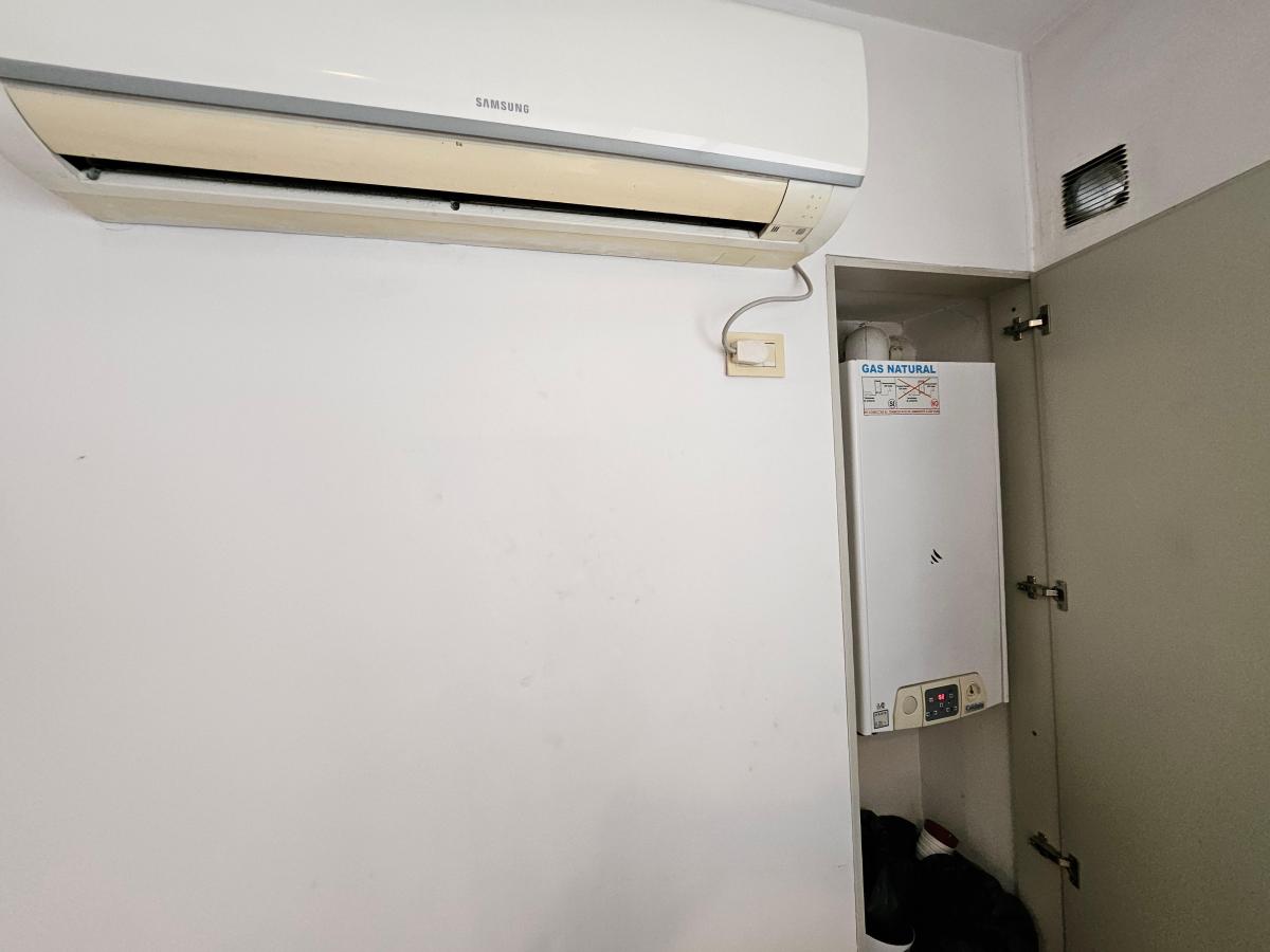 Foto de Venta Belgrano Mono con Balcón y Pileta se vende con renta hasta feb 27, imagen 2