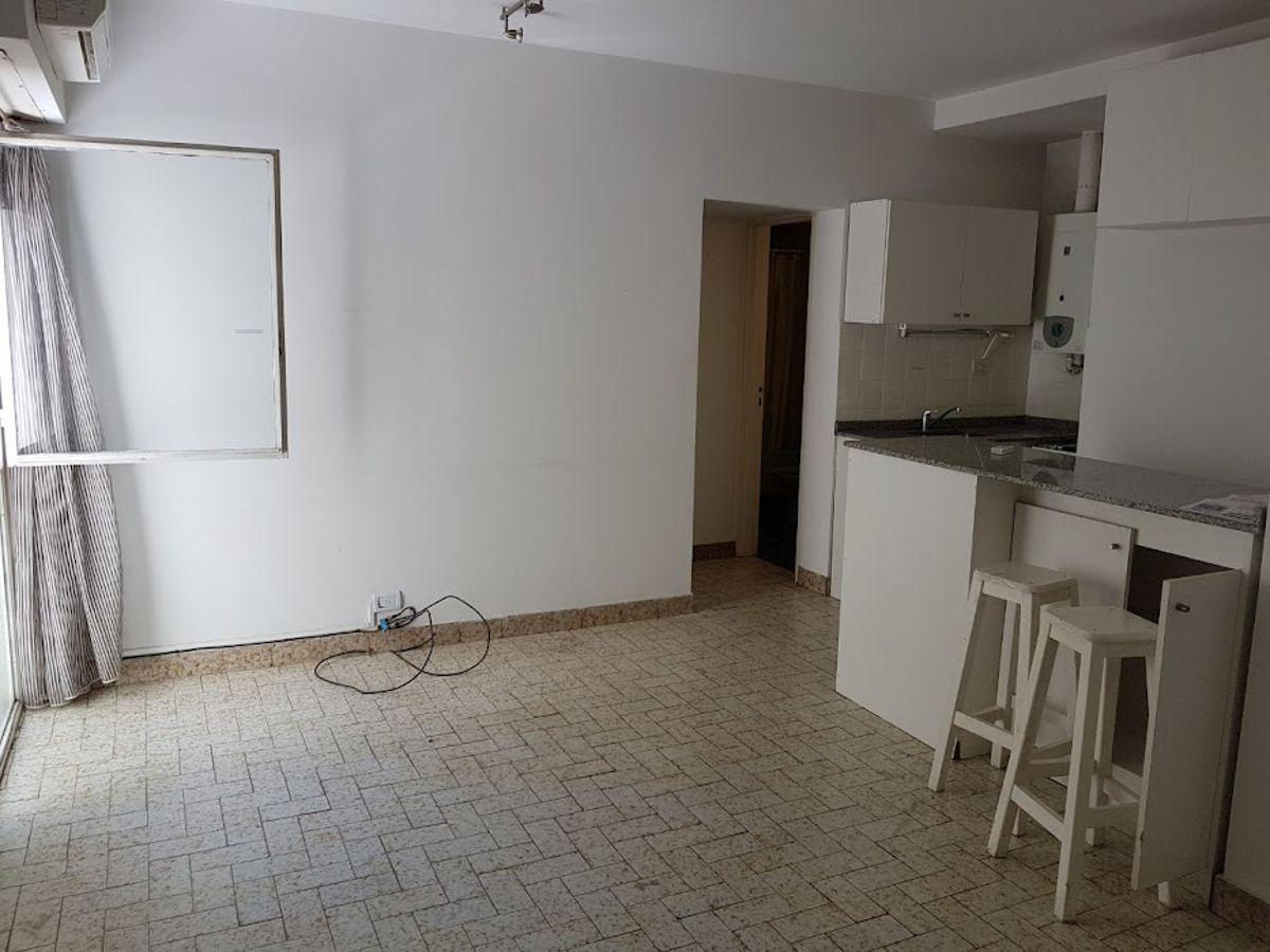 Departamento dos ambientes lateral Villa Devoto