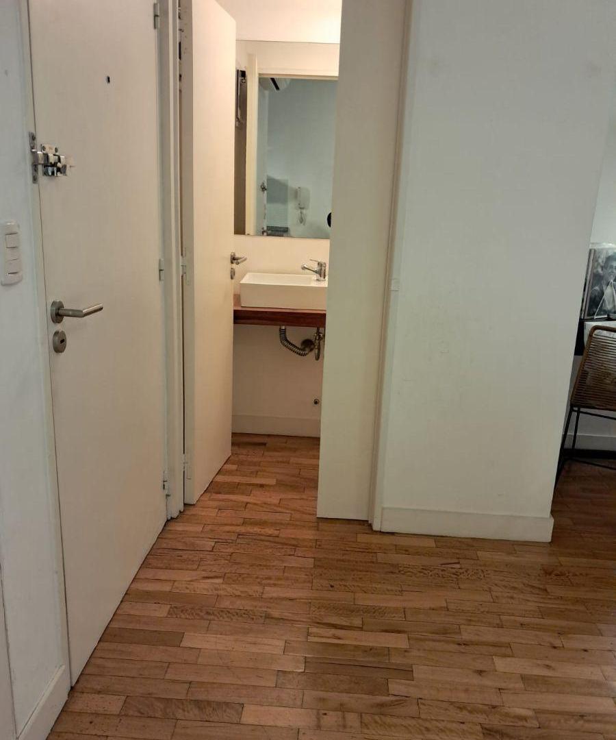 Foto de Excelente Triplex al frente con patrio parrilla y terraza, imagen 5