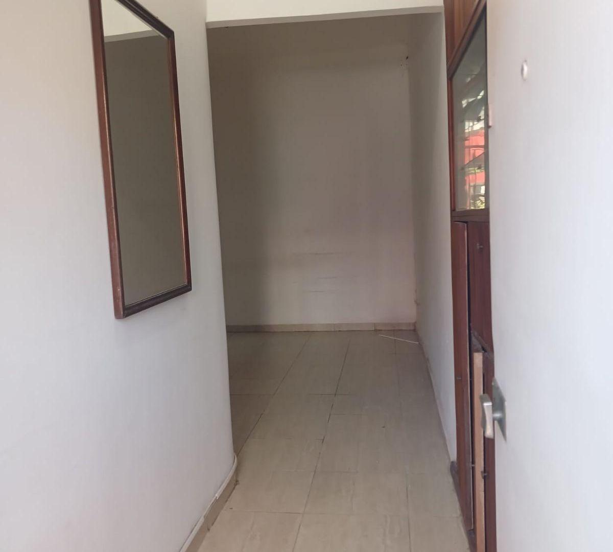 Foto de PH dos ambientes contrafrente Uso Profesional, imagen 5