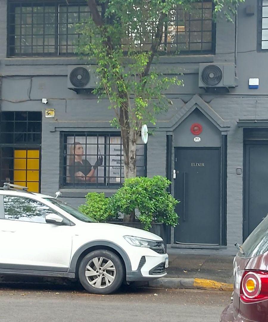 Foto de PH 5 ambientes SOLO uso profesional / Comercial, imagen 1