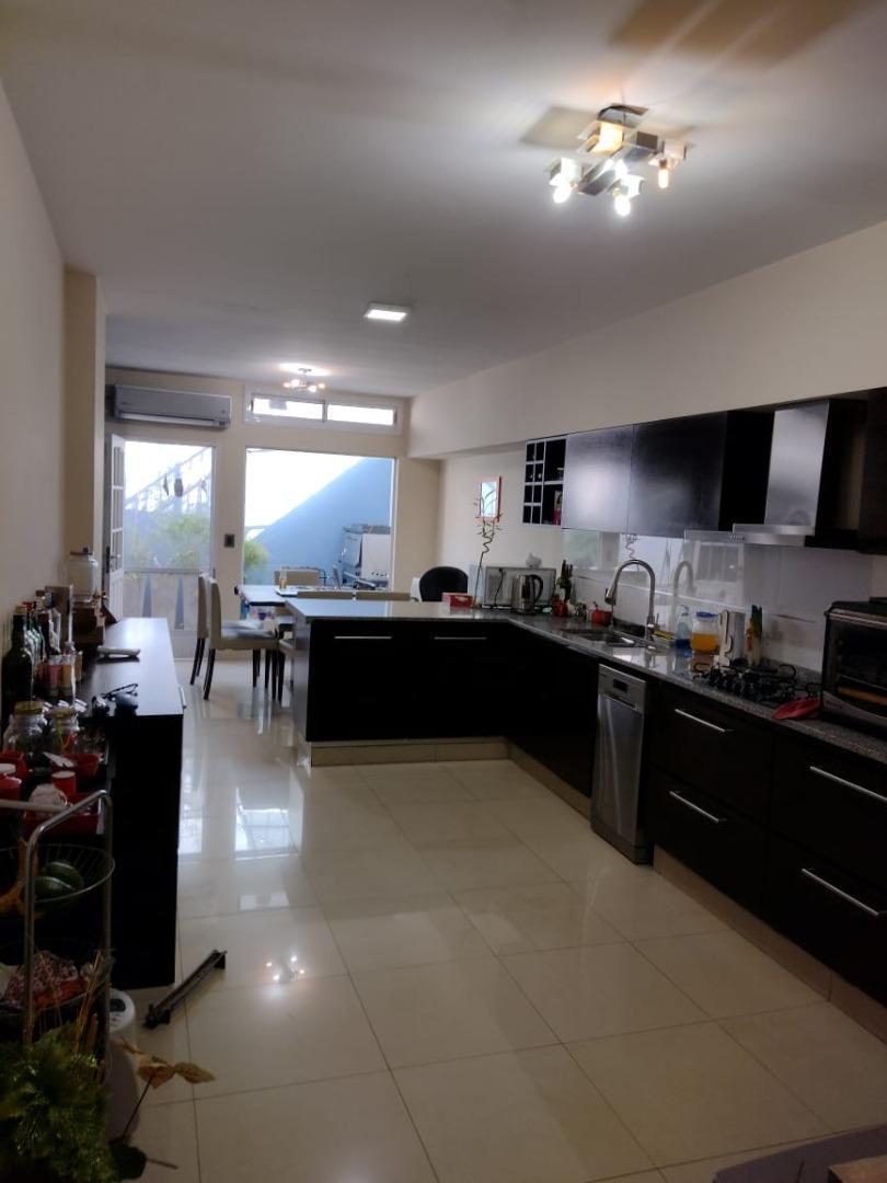 Triplex 5 ambientes venta Ramos Mejia