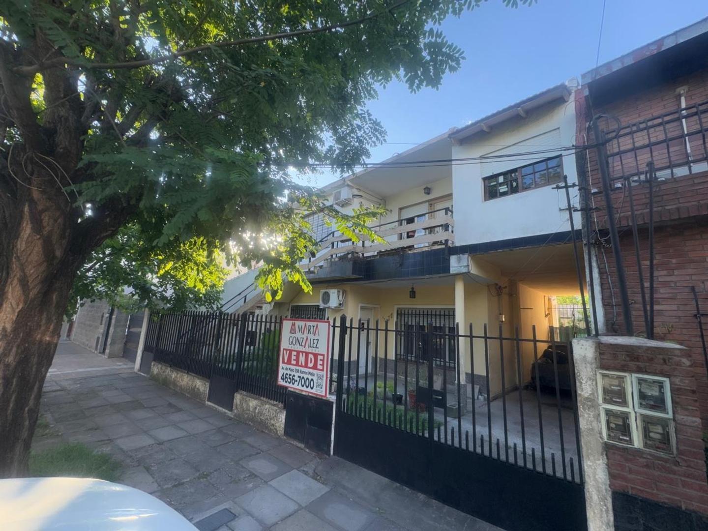 Casa multifamiliar 7 ambientes venta Ramos Mejia