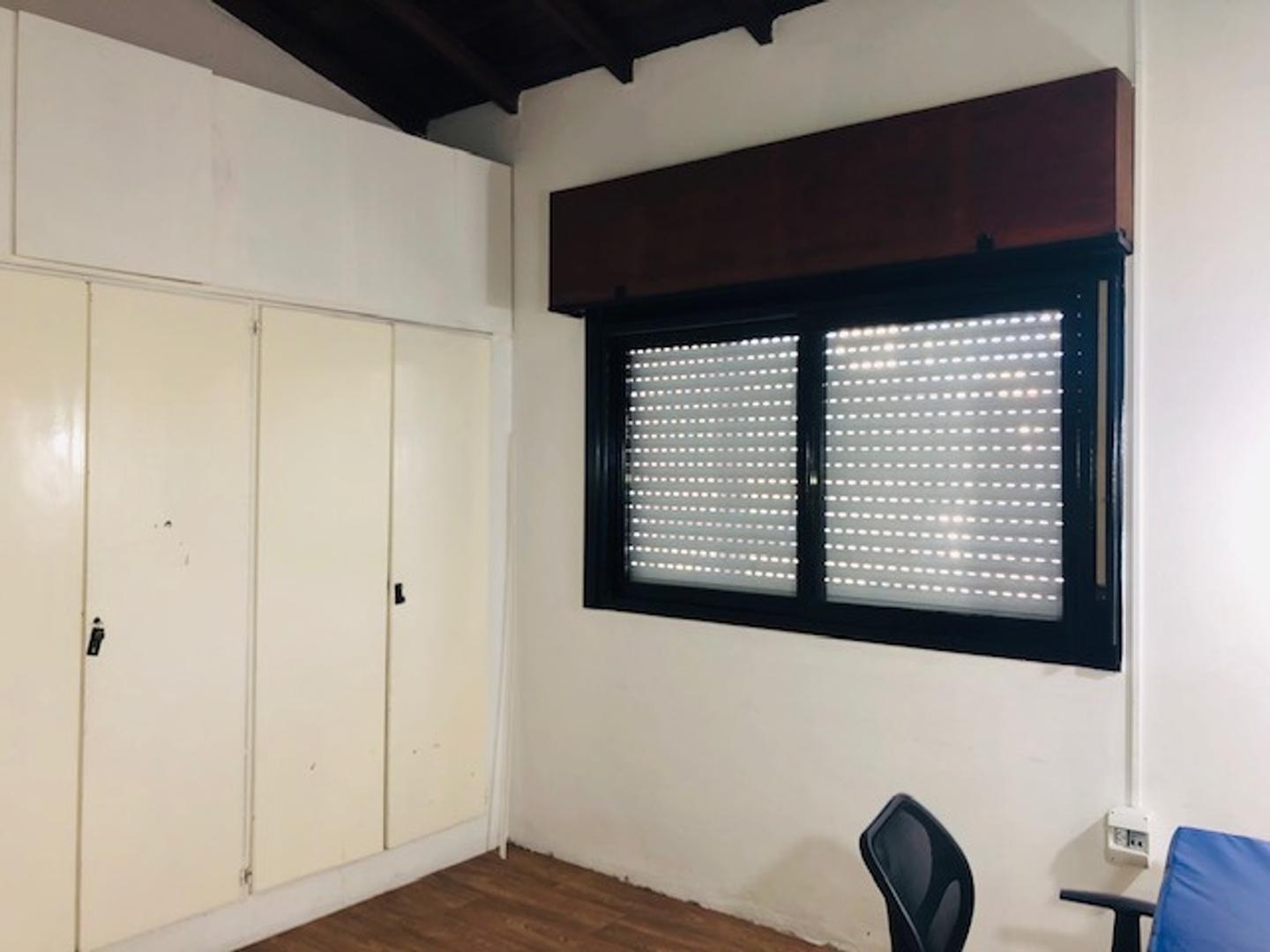 Casa 4 ambientes venta Ramos Mejia