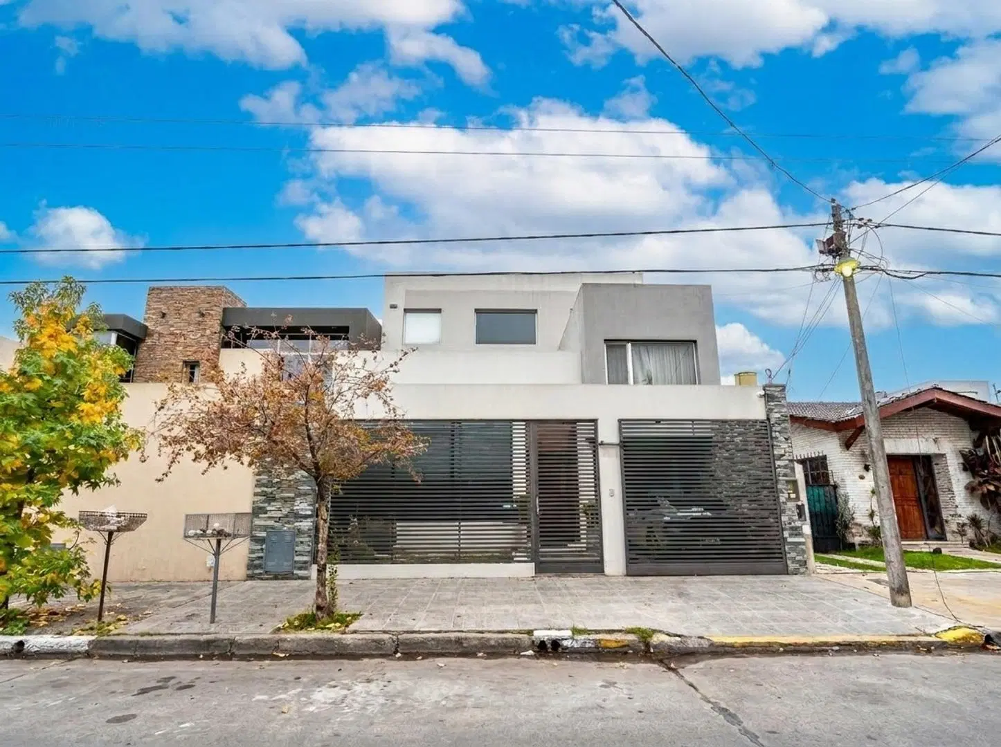 Casa 5 ambientes venta Ramos Mejia 2
