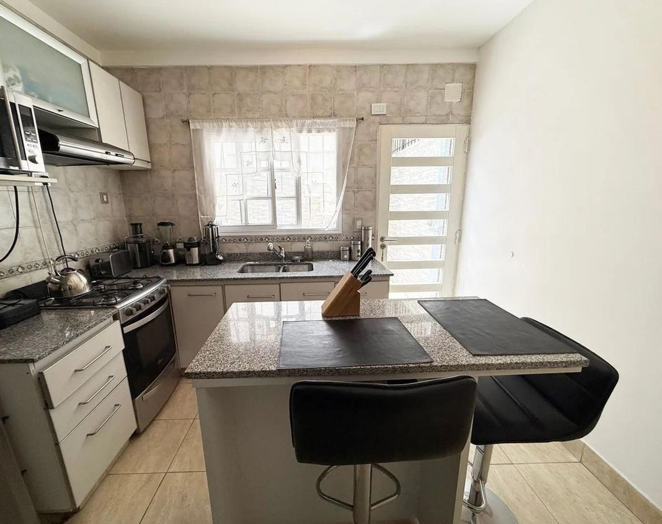 Foto de Triplex venta 4 ambientes Ramos Mejia, imagen 5