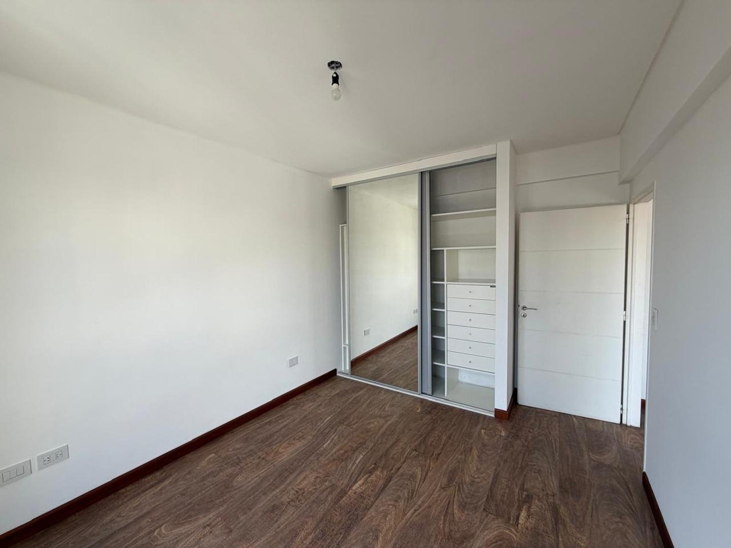 Foto de departamento 2 ambientes venta Ramos Mejia, imagen 1