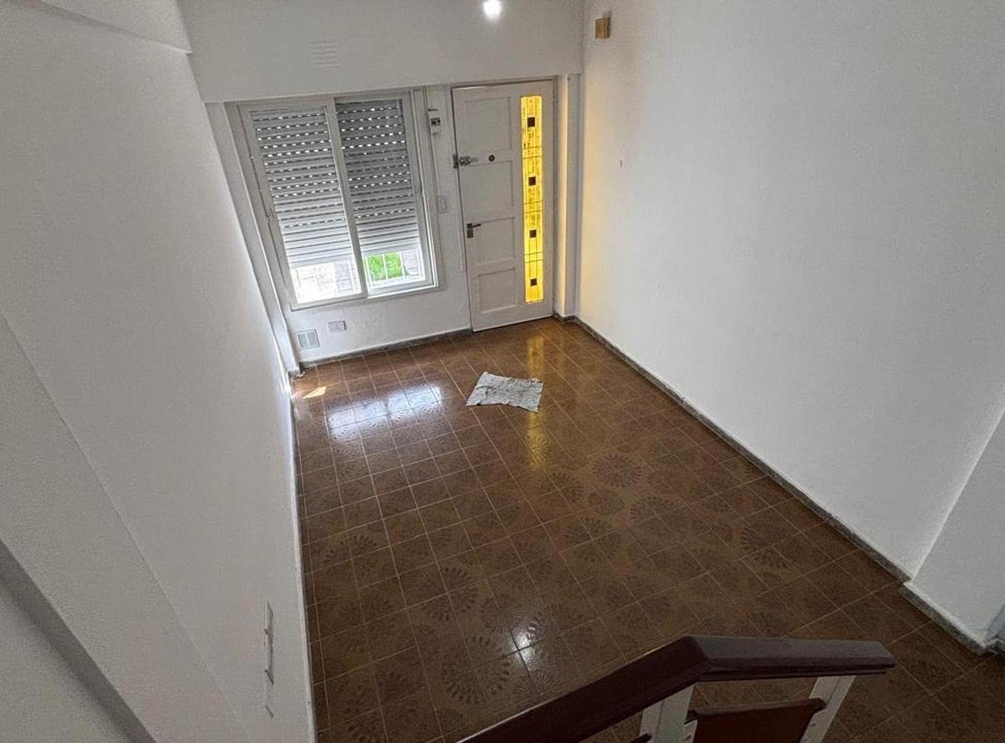 Foto de duplex venta 3 ambientes Ramos Mejia, imagen 1