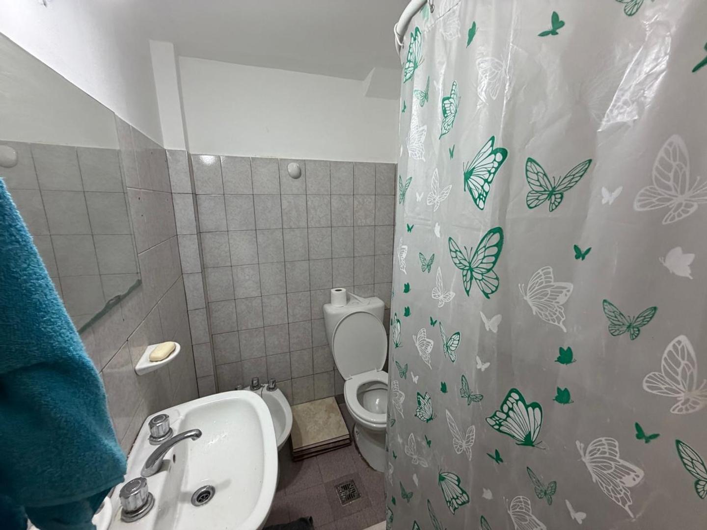 Foto de PH 2 ambientes venta Villa Luzuriaga, imagen 4