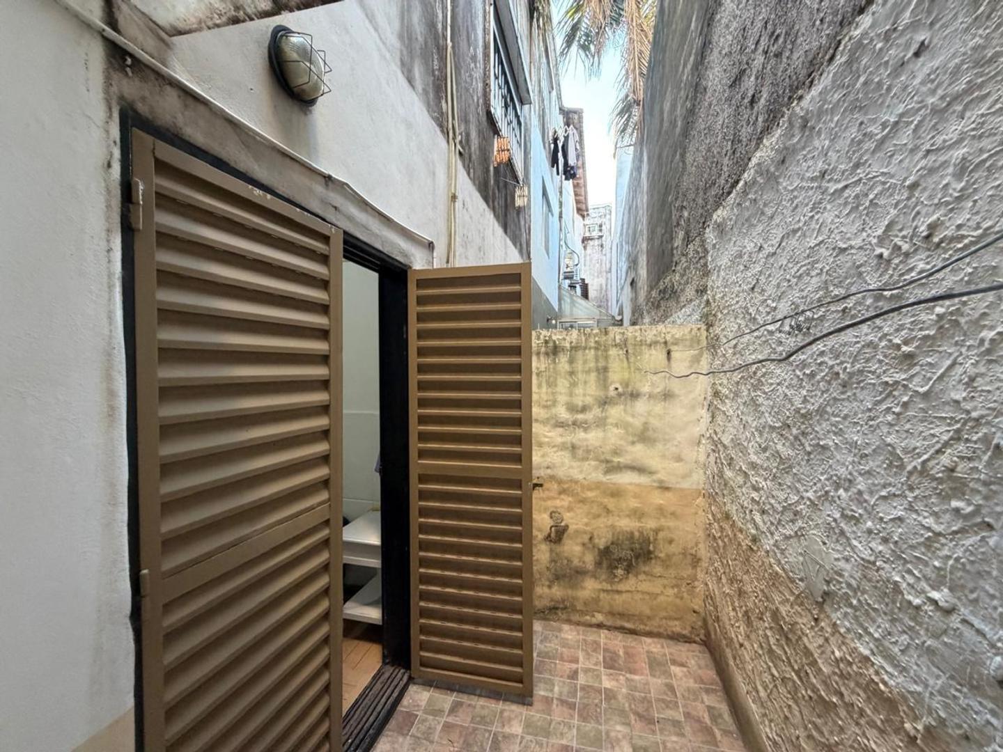 Foto de PH 2 ambientes venta Villa Luzuriaga, imagen 5