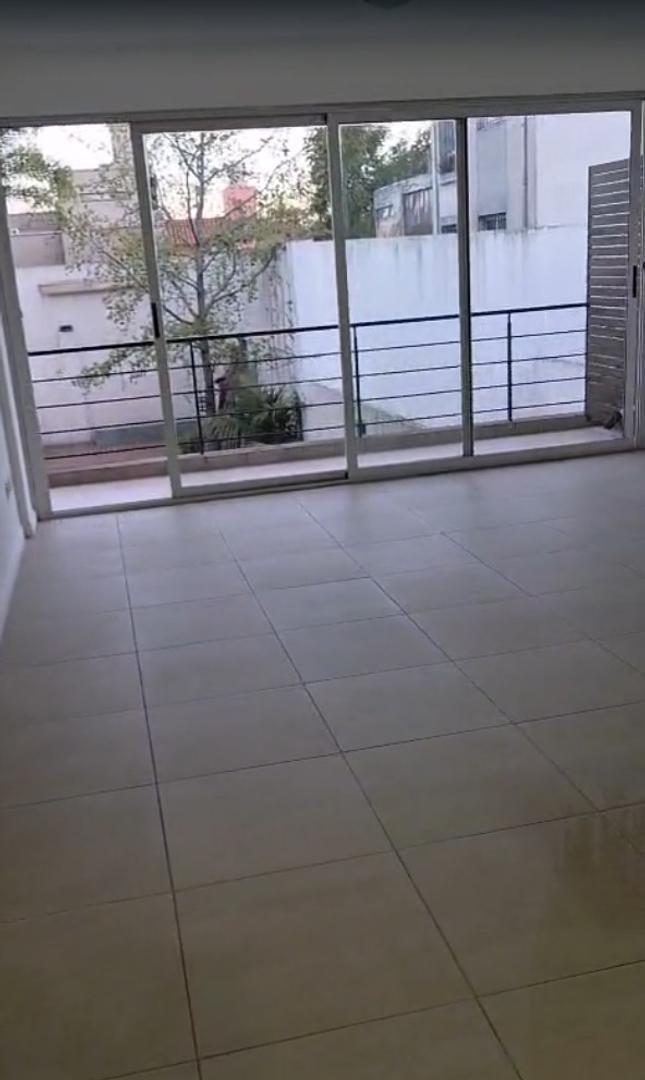 Foto de Departamento 2 ambientes en alquiler Ramos Mejía, imagen 2