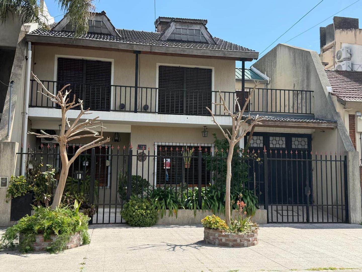 Foto de casa 5 ambientes venta Ramos Mejia, imagen 1