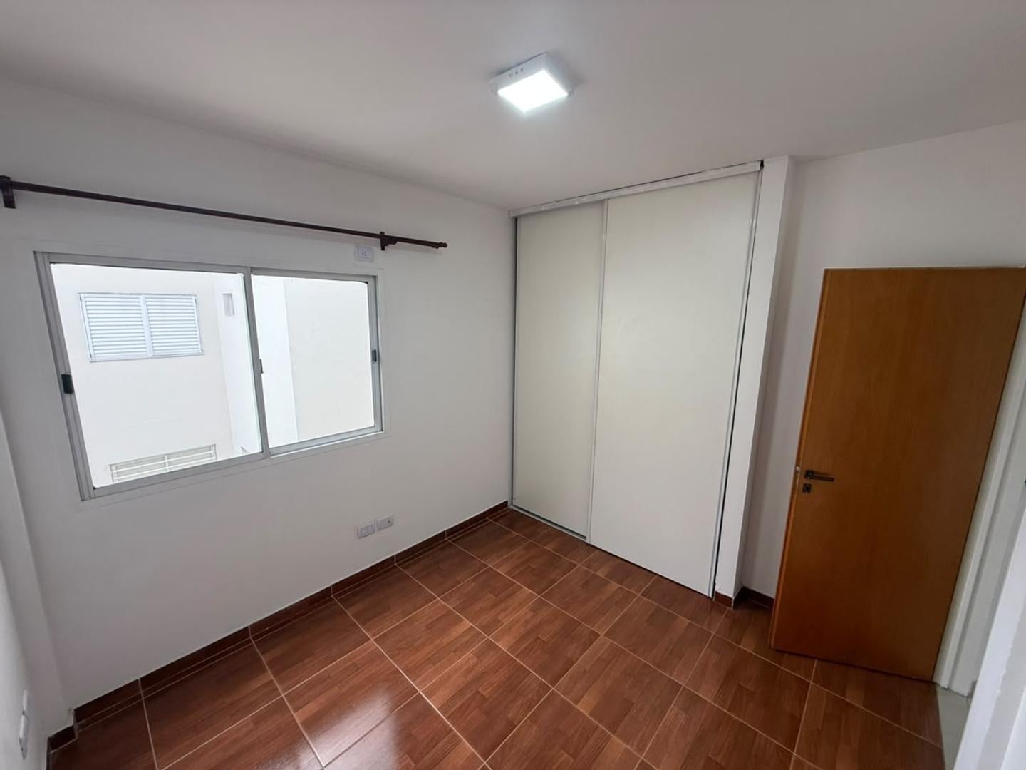 Foto de Departamento 2 ambientes en alquiler Ramos Mejia, imagen 2
